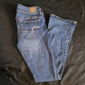 AE Kick Boot Super Stretch Jeans | Size 4R